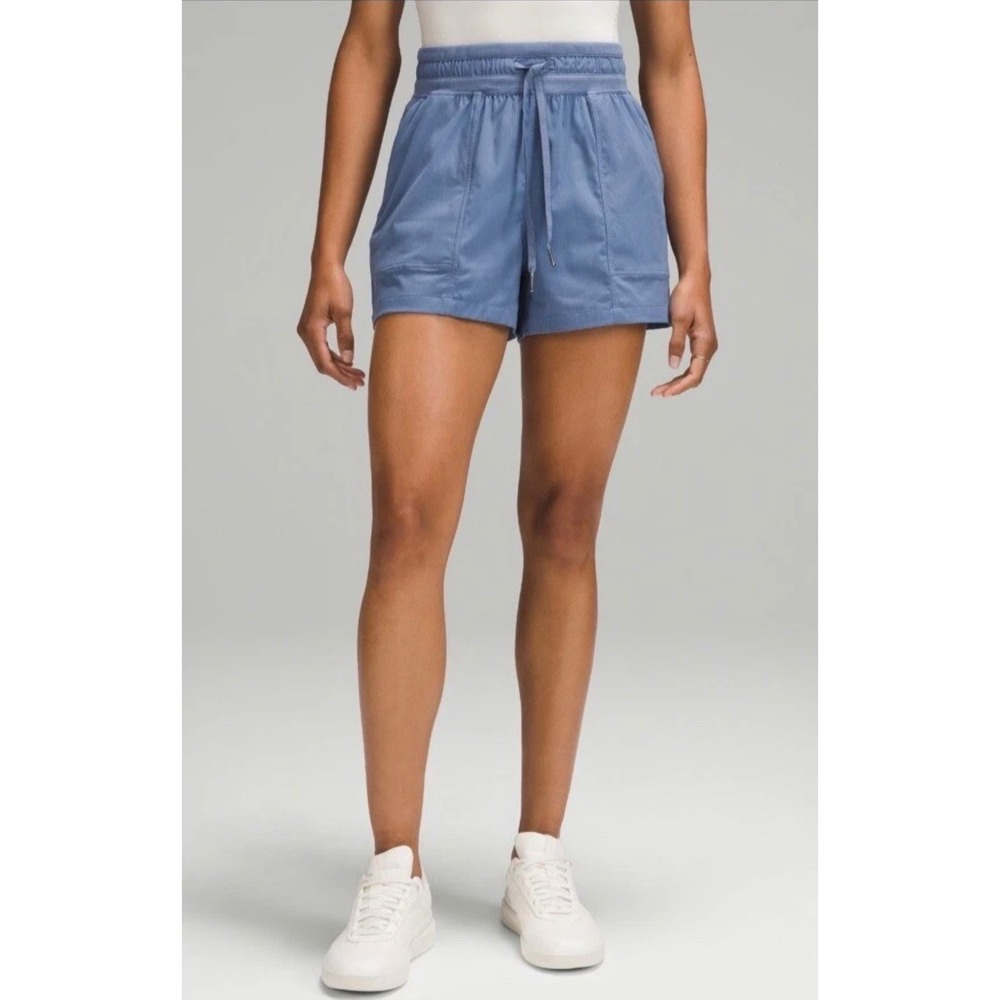 Lululemon Dance studio High-Rise Shorts Womens 6 Oasis Blue Excellent Ribbed